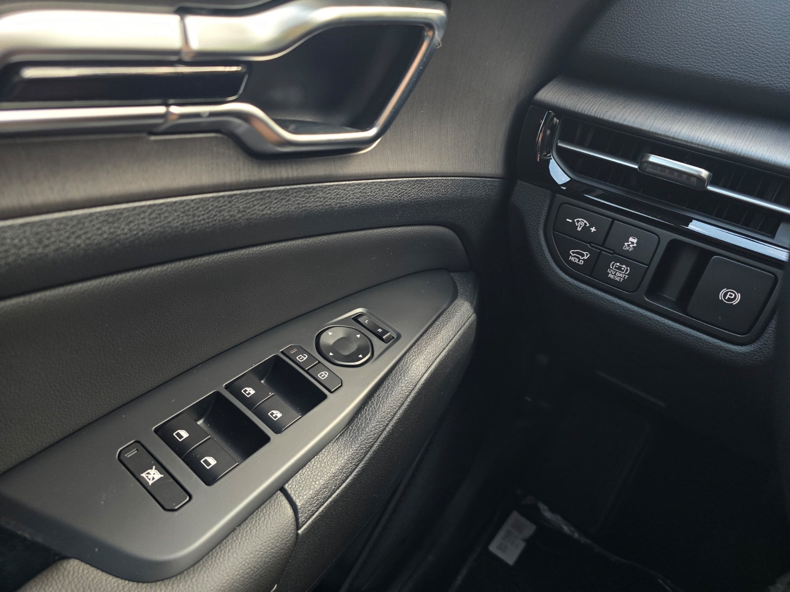 2027 Kia Sportage Hybrid X-Line