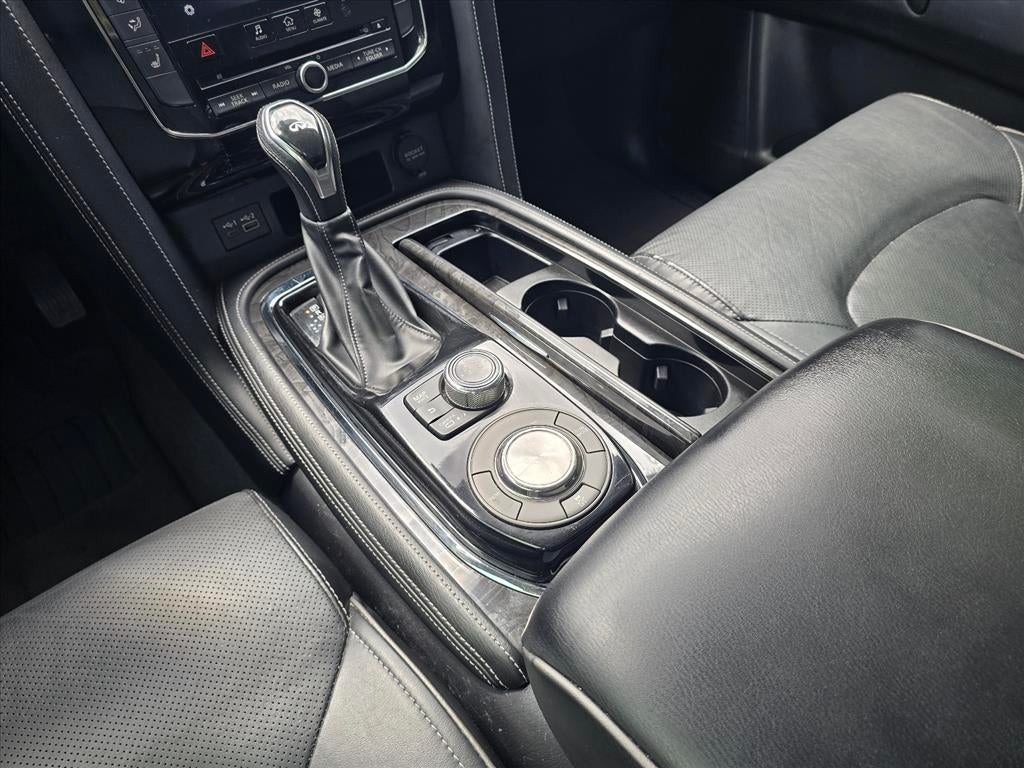 2021 INFINITI QX80 LUXE