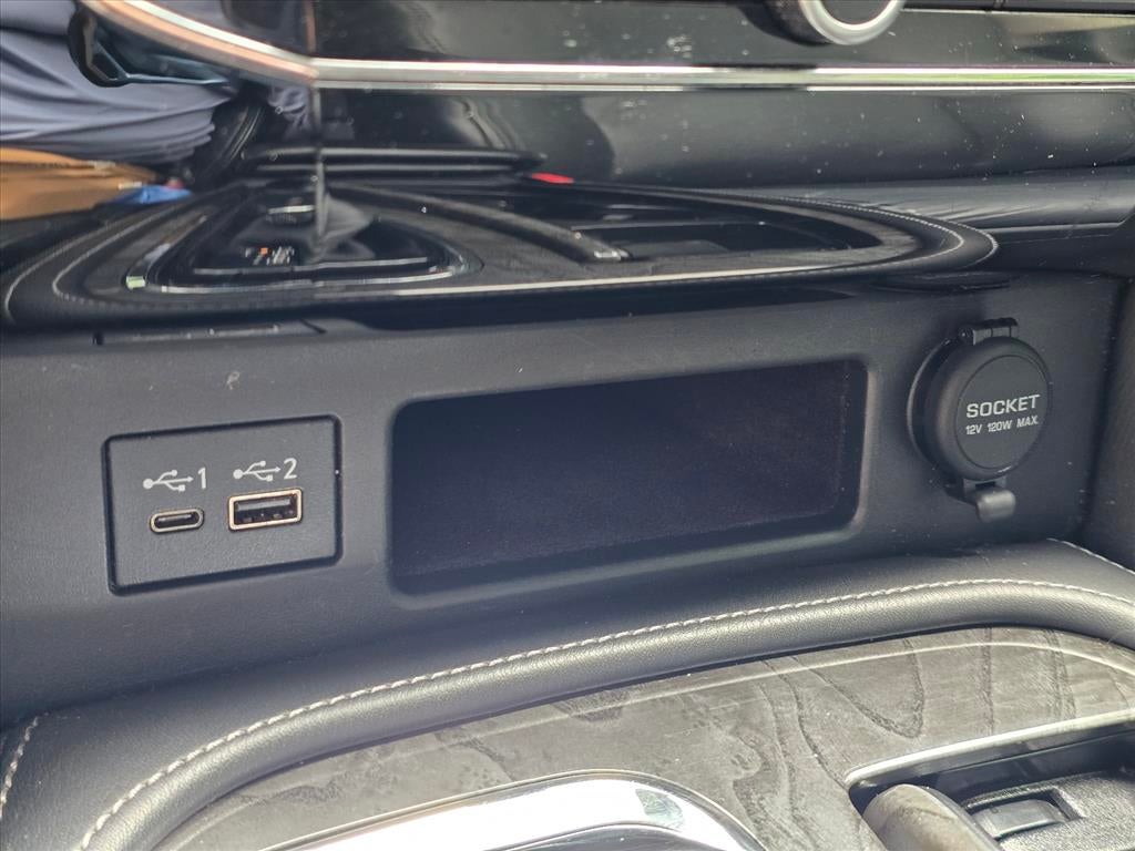 2021 INFINITI QX80 LUXE