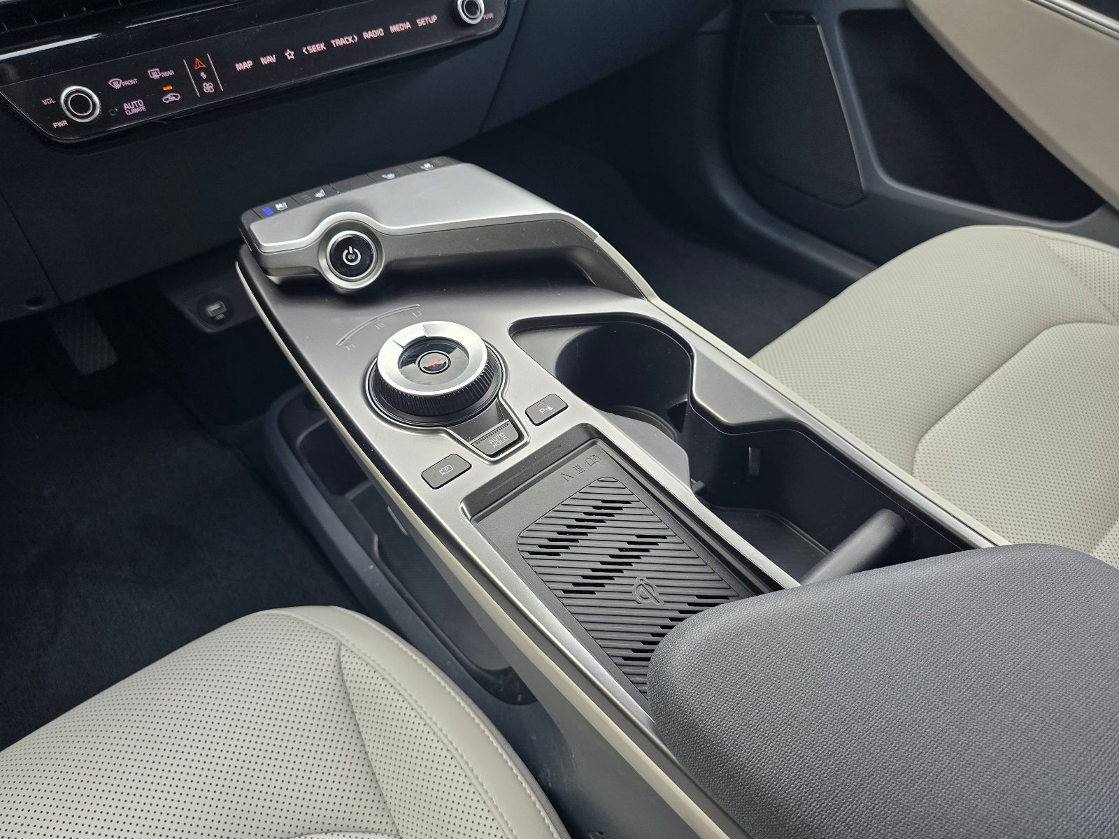 2024 Kia EV6 Wind