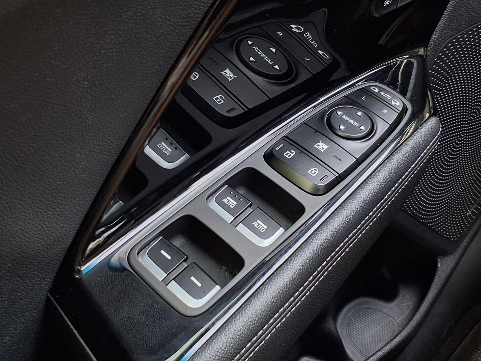 2020 Kia Niro Plug-In Hybrid EX Premium