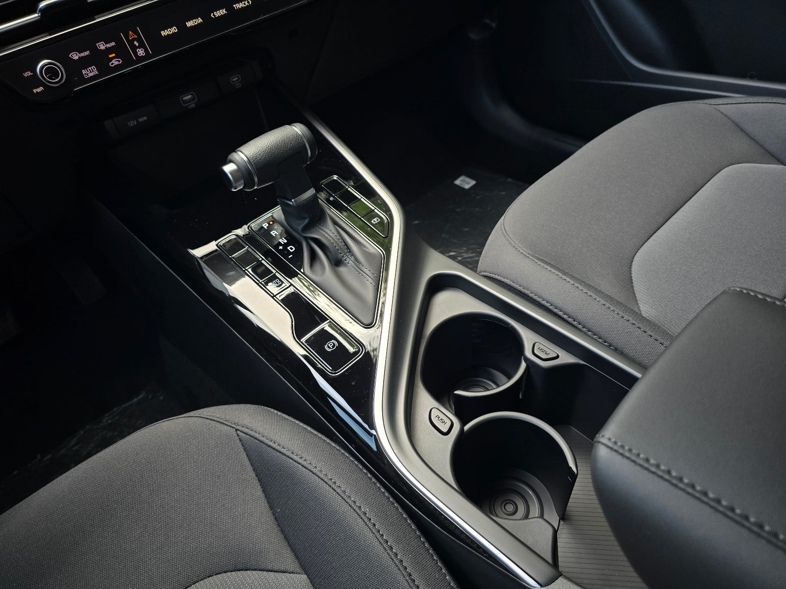 2026 Kia Niro LX