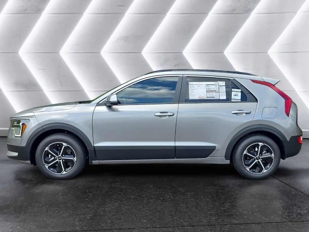 2025 Kia Niro LX