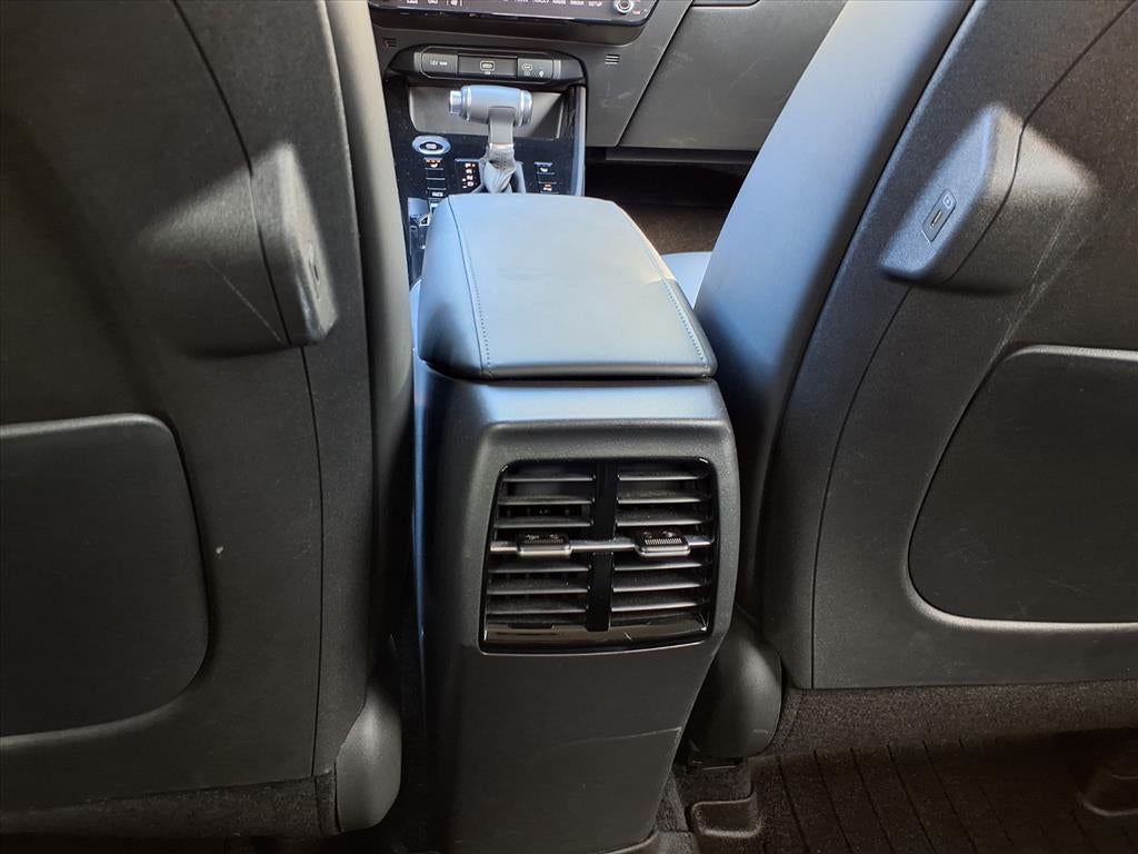 2023 Kia Niro EX Touring