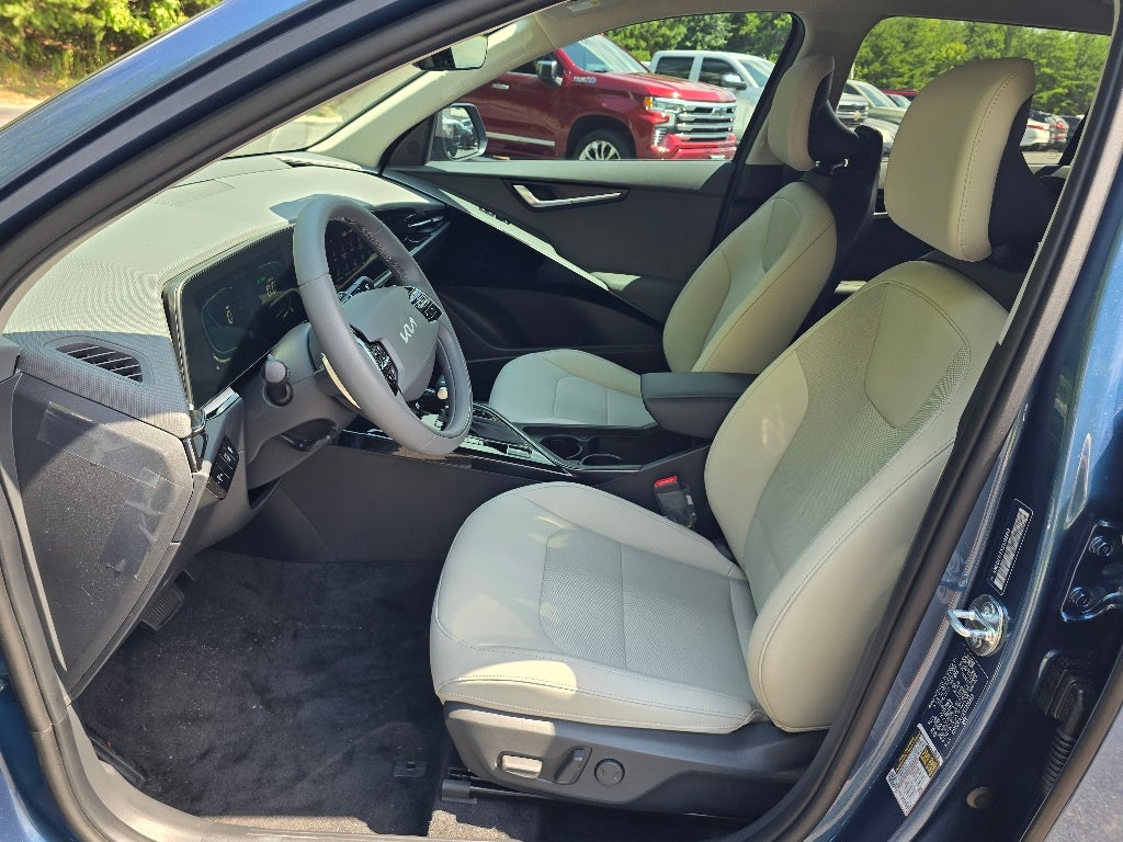 2025 Kia Niro EX