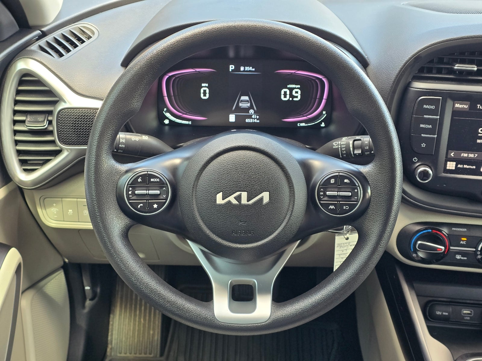 2023 Kia Soul LX