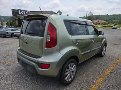 2013 Kia Soul Base