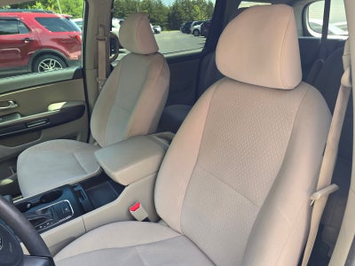 2018 Kia Sedona L