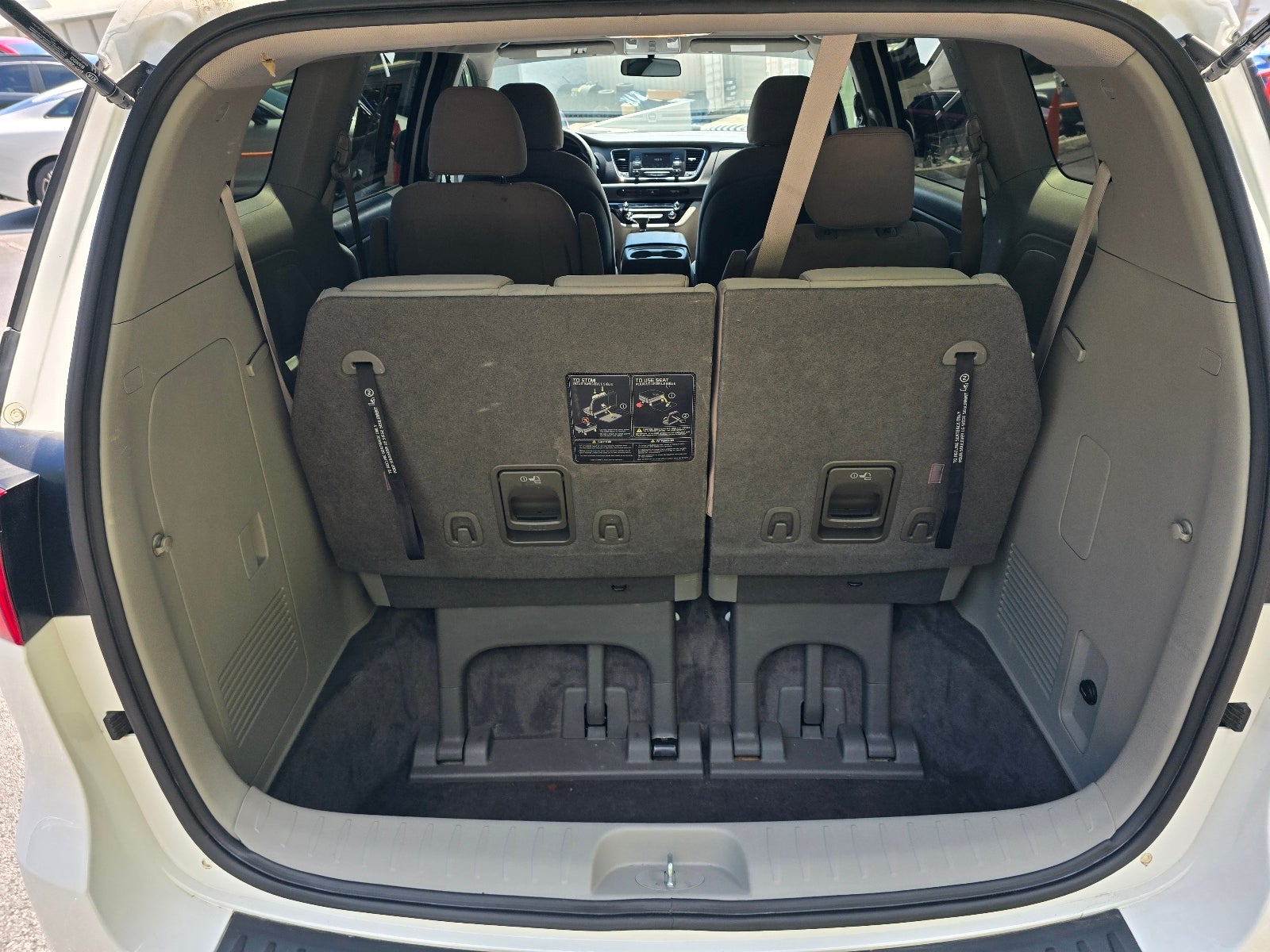 2018 Kia Sedona L