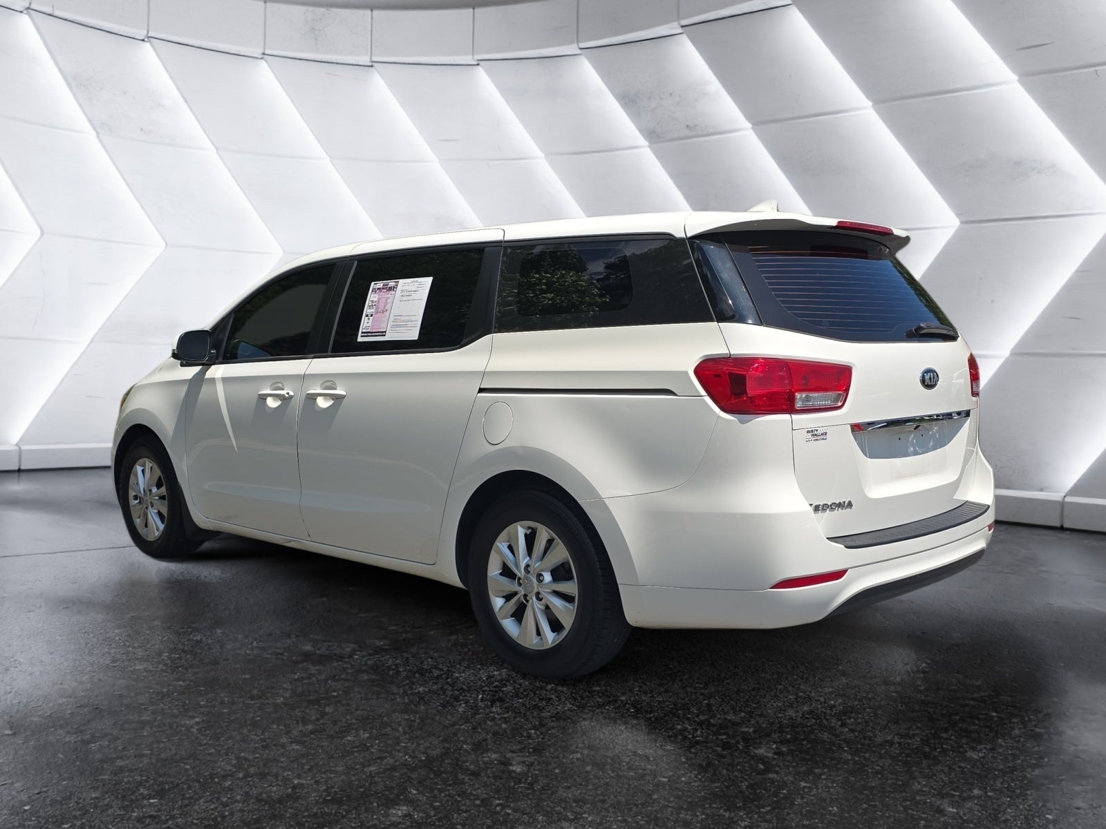 2018 Kia Sedona L