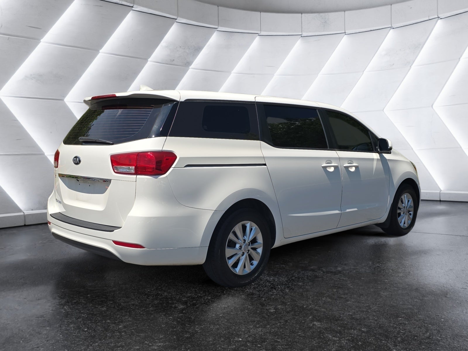 2018 Kia Sedona L