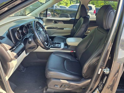 2022 Kia Carnival LXS