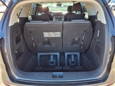2022 Kia Carnival LX