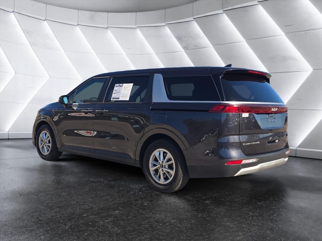 2022 Kia Carnival LX
