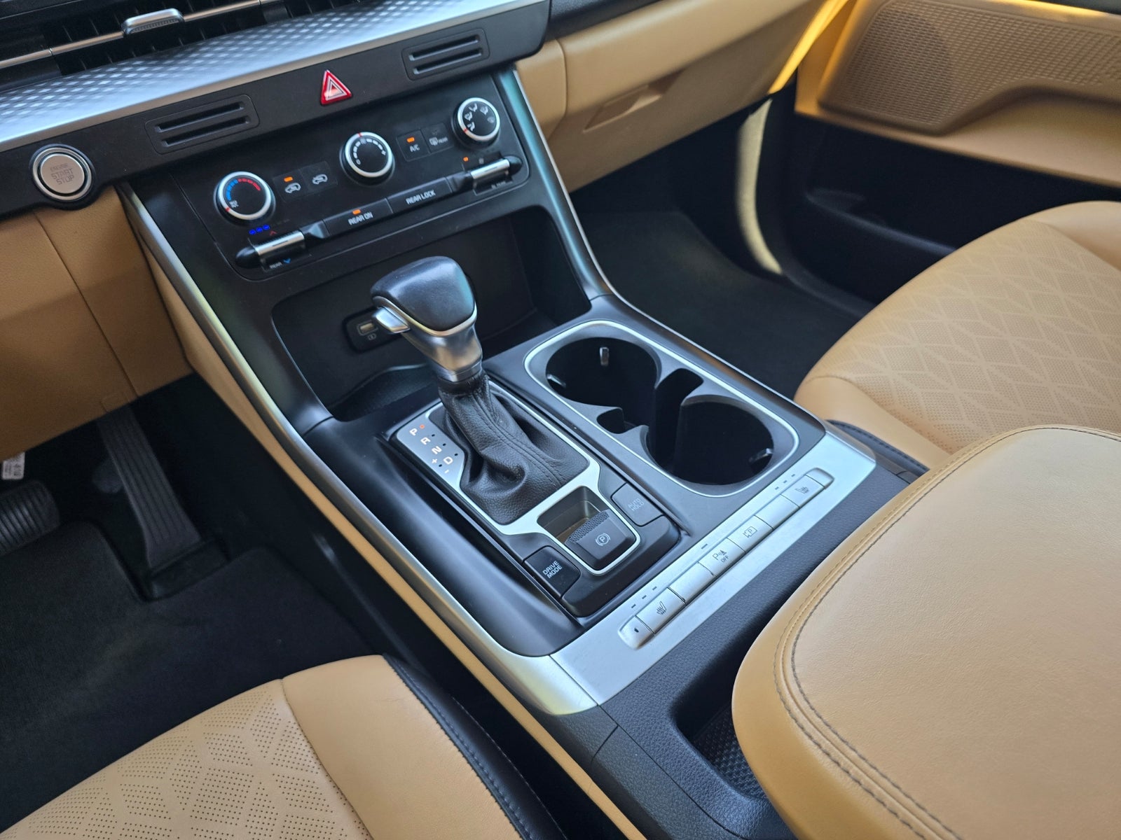 2022 Kia Carnival LXS