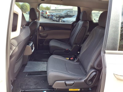 2026 Kia Carnival LX