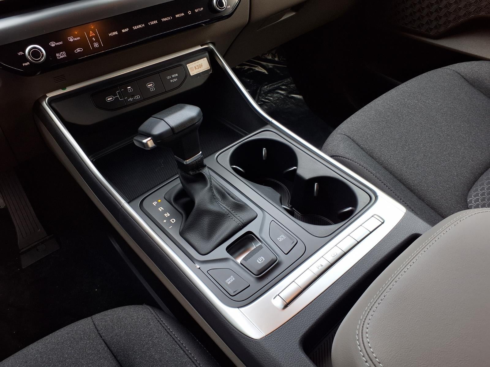 2026 Kia Carnival LX