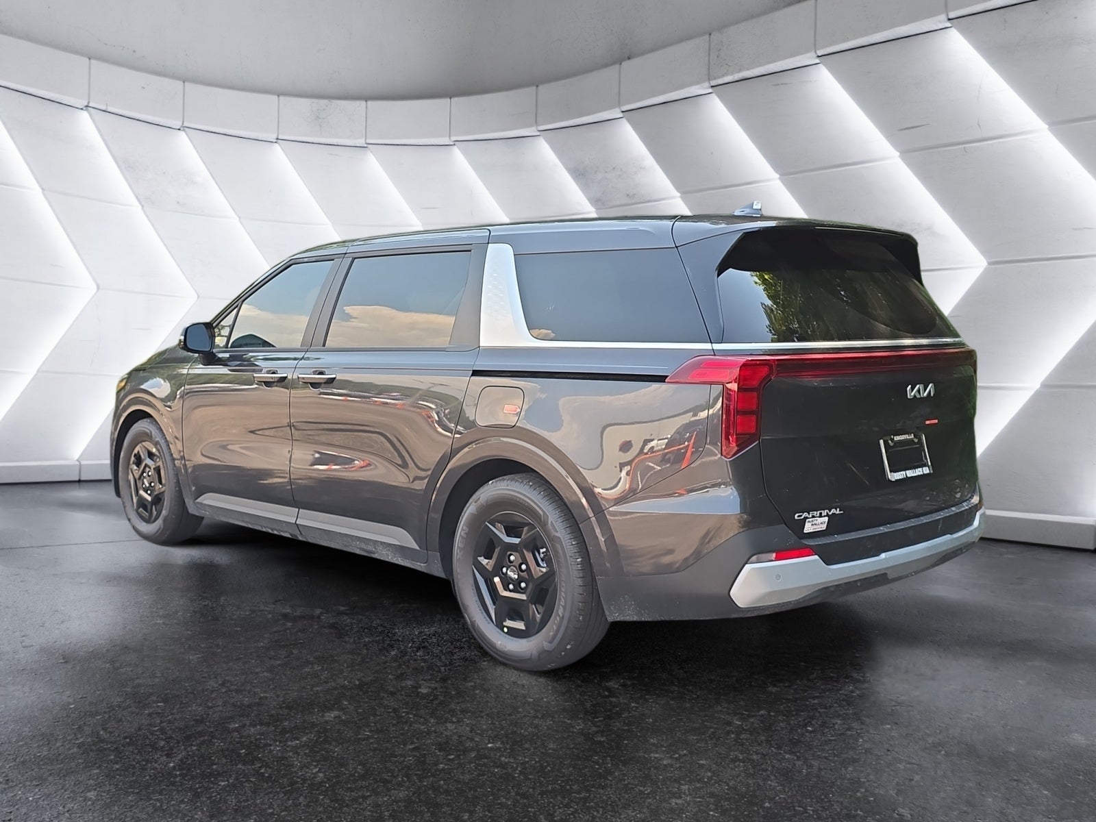 2027 Kia Carnival LXS