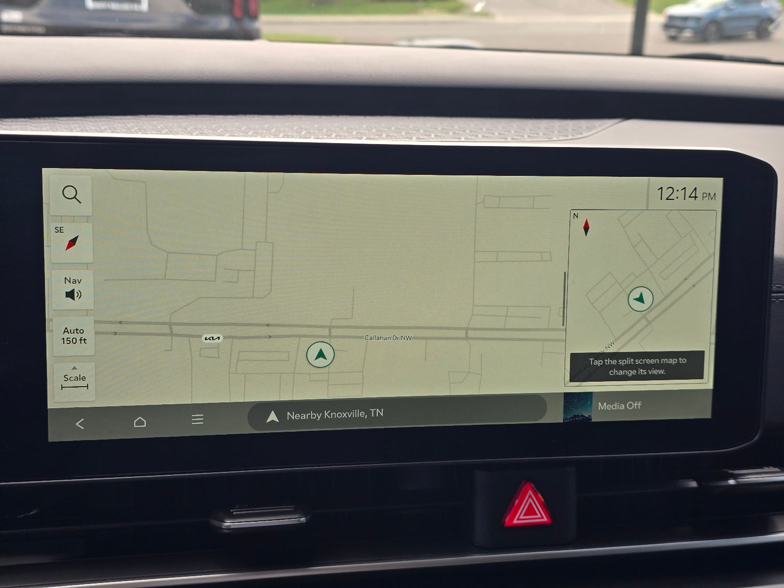 2027 Kia Carnival LX