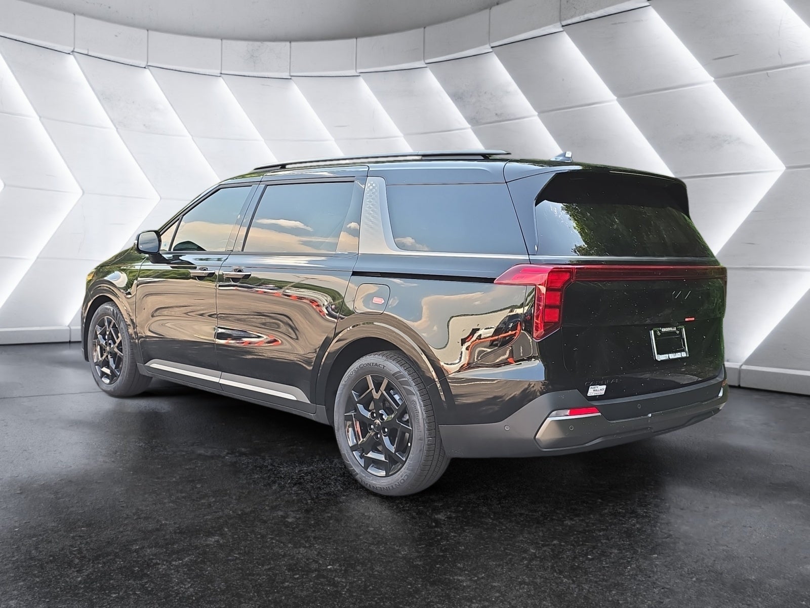 2027 Kia Carnival SX