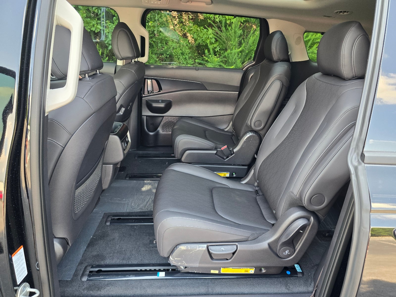 2027 Kia Carnival SX