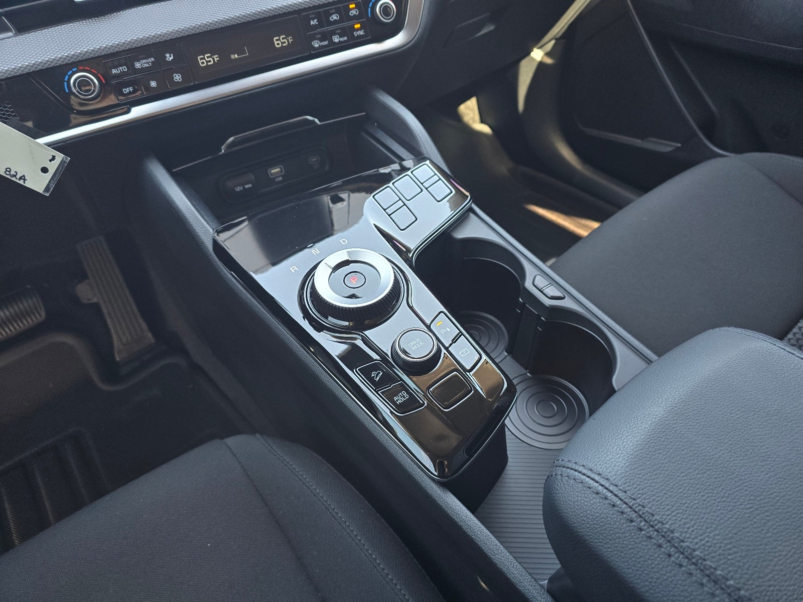 2025 Kia Sportage Hybrid LX