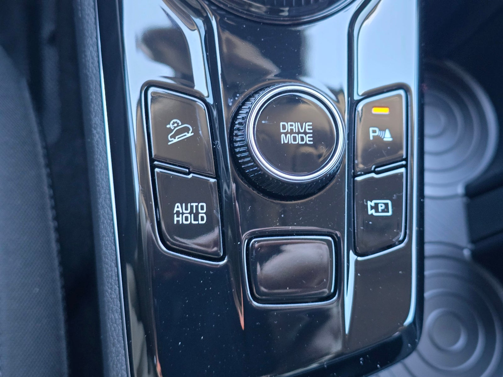 2025 Kia Sportage Hybrid LX