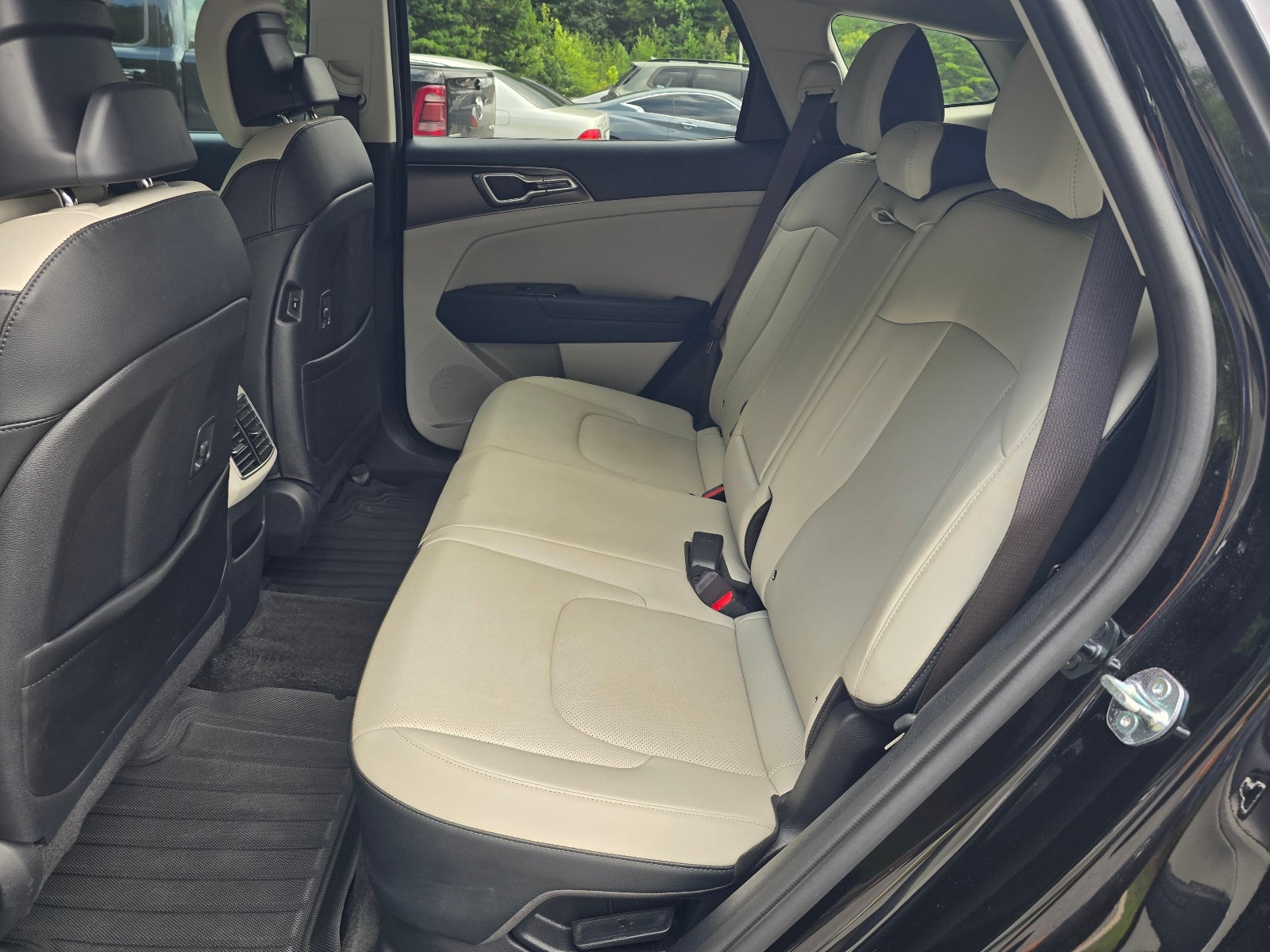 2025 Kia Sportage Hybrid EX