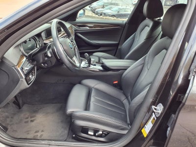 2018 BMW 5 Series 530i