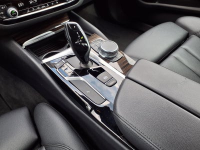 2018 BMW 5 Series 530i