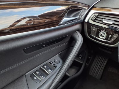 2018 BMW 5 Series 530i