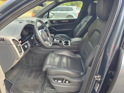 2019 Porsche Cayenne Base