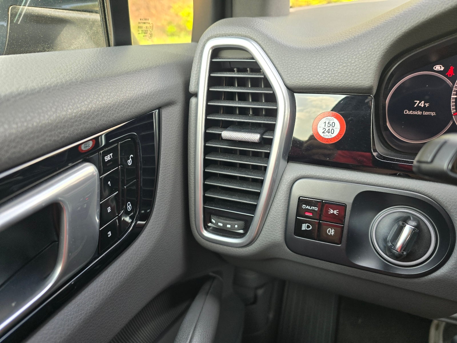 2019 Porsche Cayenne Base