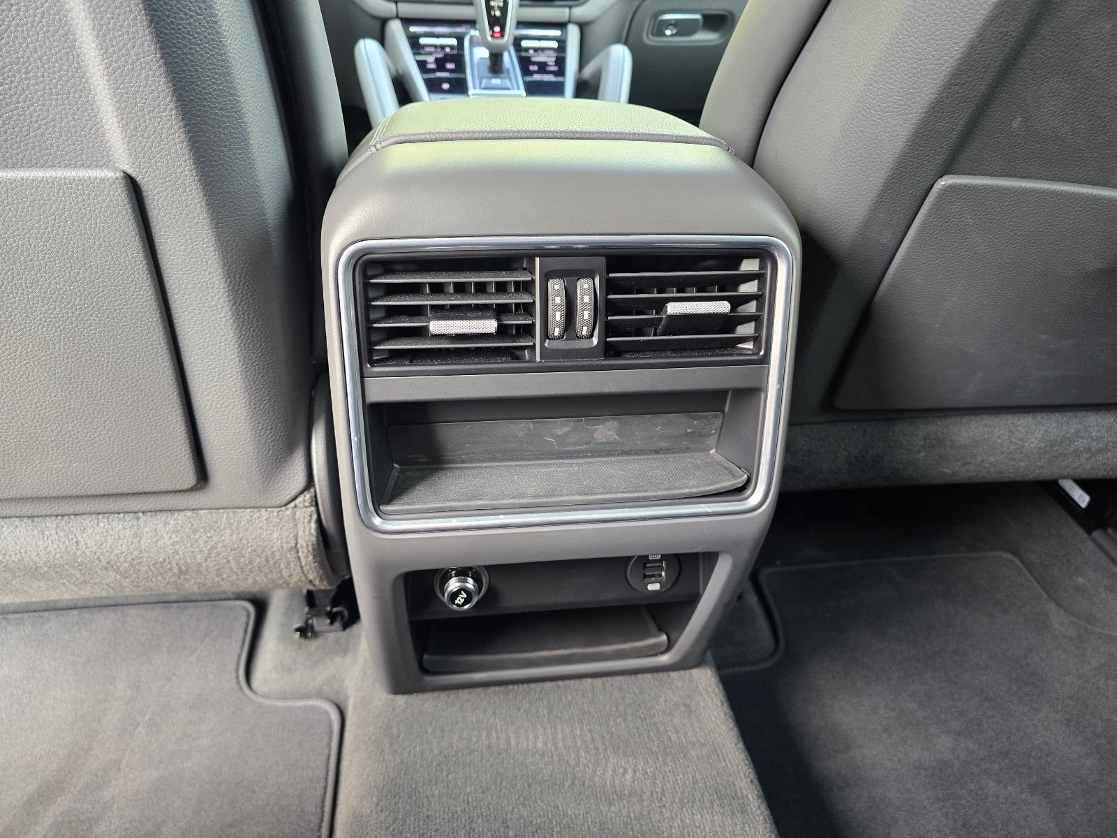 2019 Porsche Cayenne Base