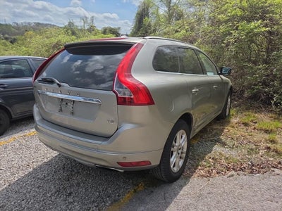 2016 Volvo XC60 T5 Drive-E Premier