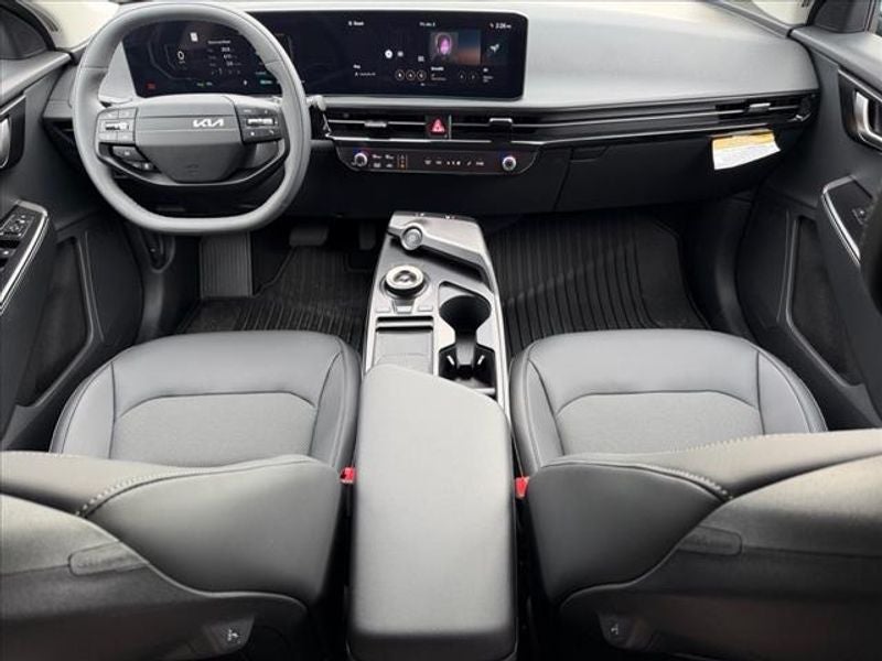 2025 Kia EV6 Light Long Range