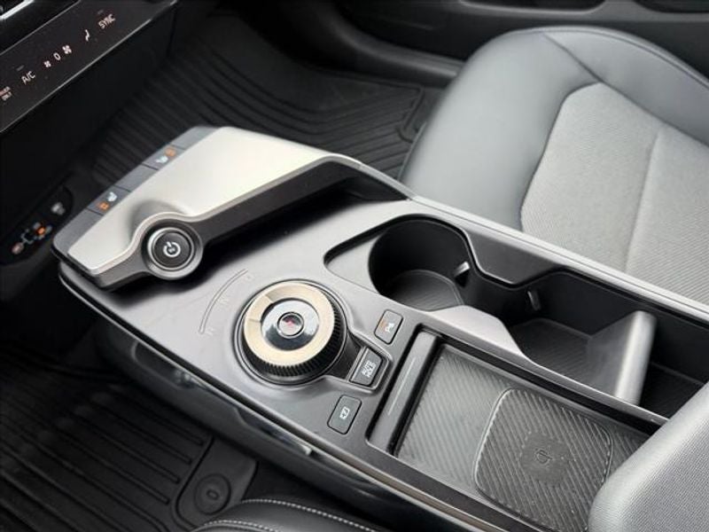 2025 Kia EV6 Light Long Range