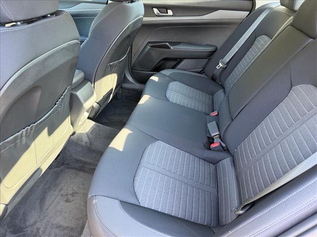 2026 Kia K5 LXS