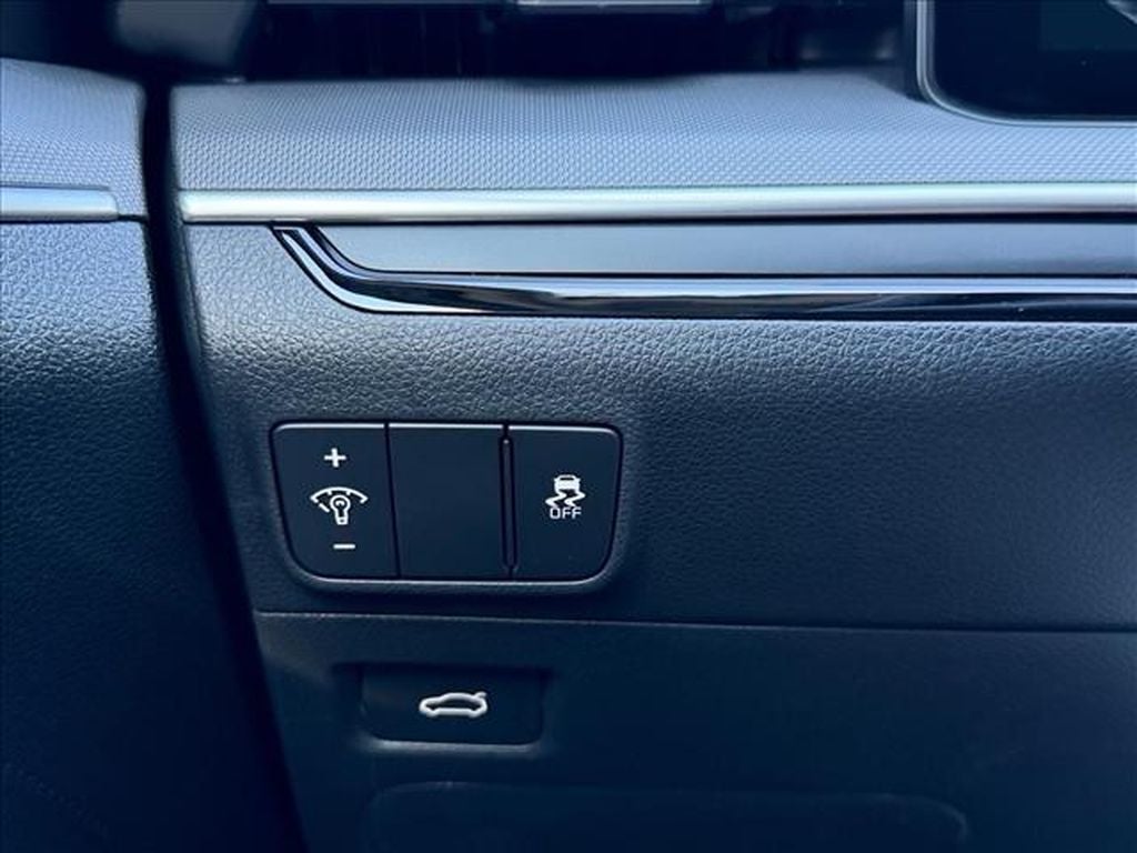 2026 Kia K5 LXS