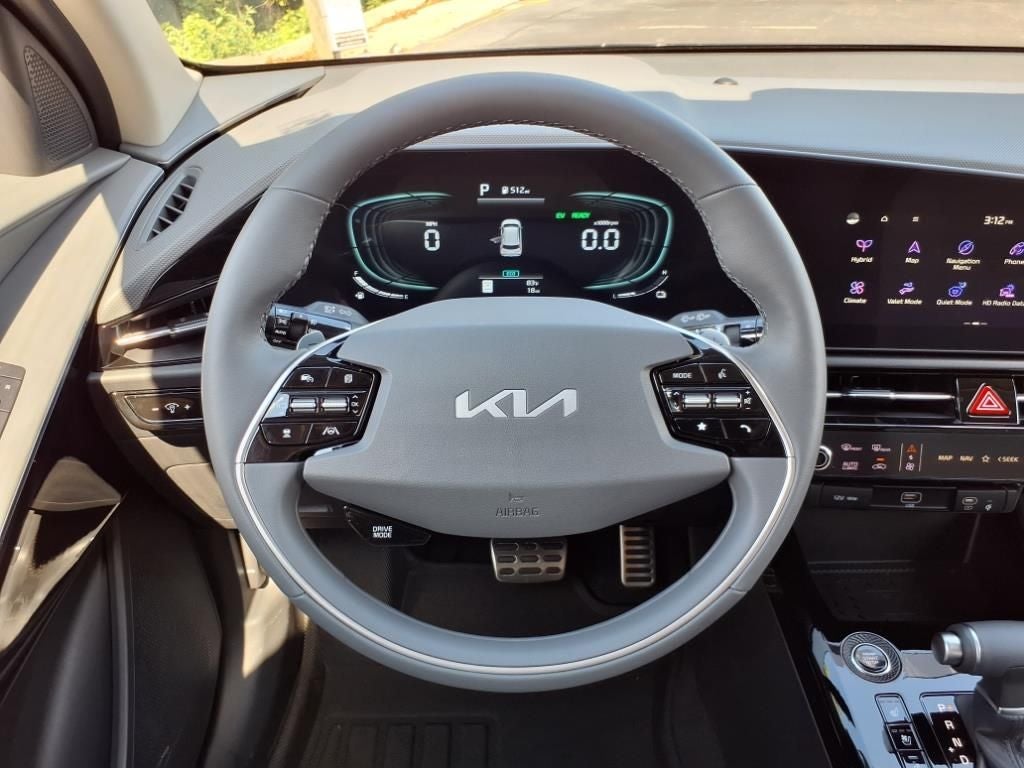 2025 Kia Niro SX Touring