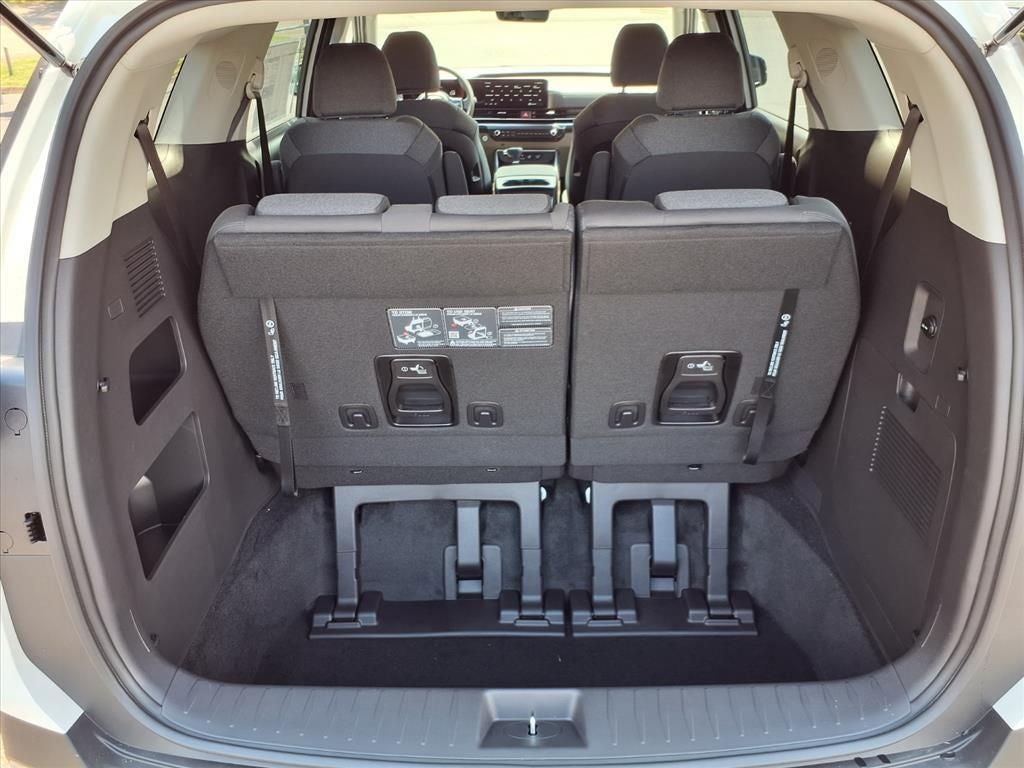 2026 Kia Carnival LX