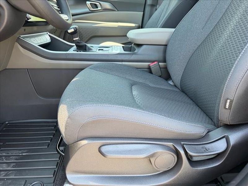 2026 Kia Carnival LX