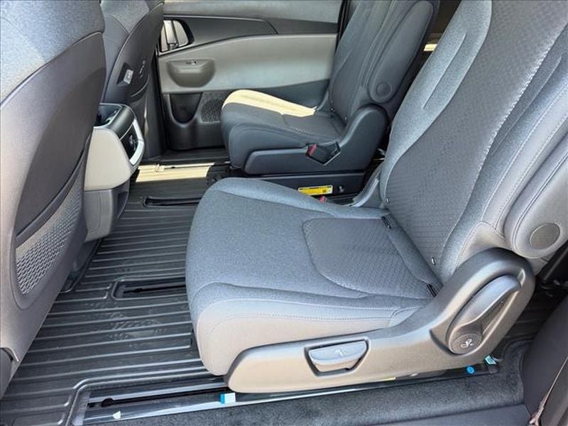 2026 Kia Carnival LX