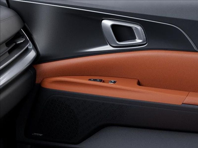 2027 Kia Carnival SX Prestige