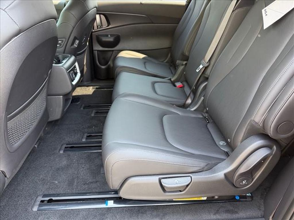 2027 Kia Carnival SX Prestige